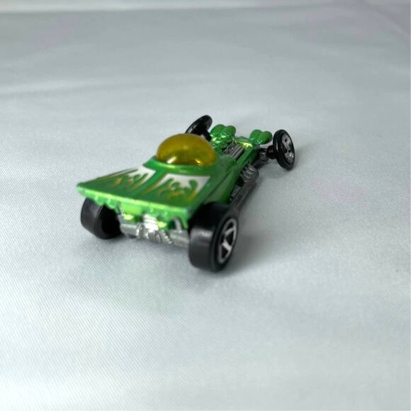 Hot Wheels Astro Funk 2011 Green Race Concept Car Mattel 1:64 Diecast Used - Picture 5 of 7